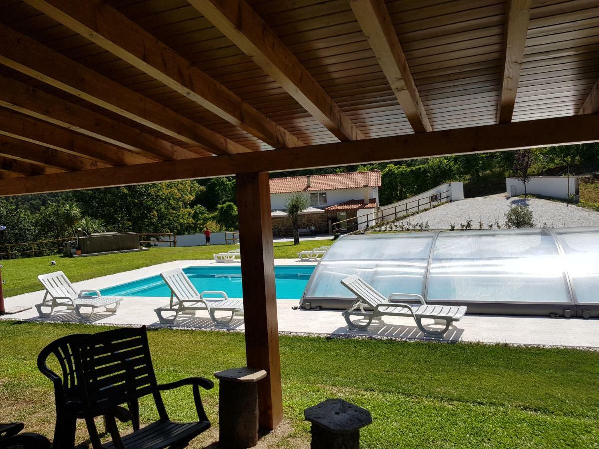 Quinta Da Tormenta -14 Pessoas- Cabeceiras De Basto 2 Casas E Piscina Privada Villa Exterior photo